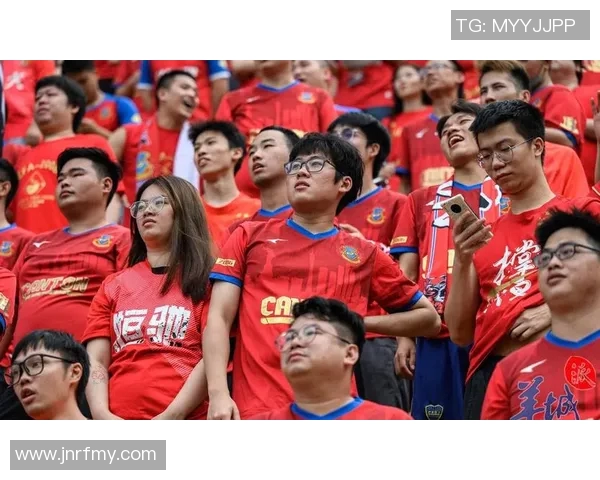 手机直播足球新时代让你随时随地感受激情与精彩的比赛瞬间