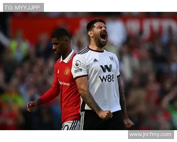 曼联迎战狠队期待逆转局势全力争胜展现球队实力与斗志